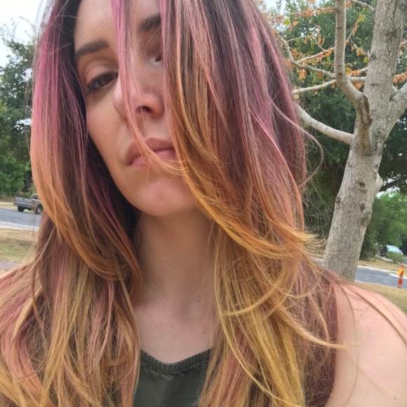 Meet your Posher, Anne - Picture 1 of 1